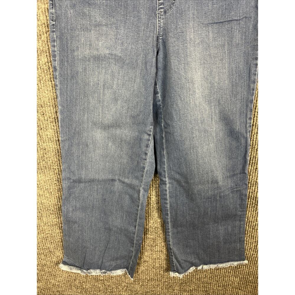 Belle By Kim Gravel Tall TripleLuxe Denim Mariner Crop Pants Medium Wash Sz 10 T - Picture 5 of 9